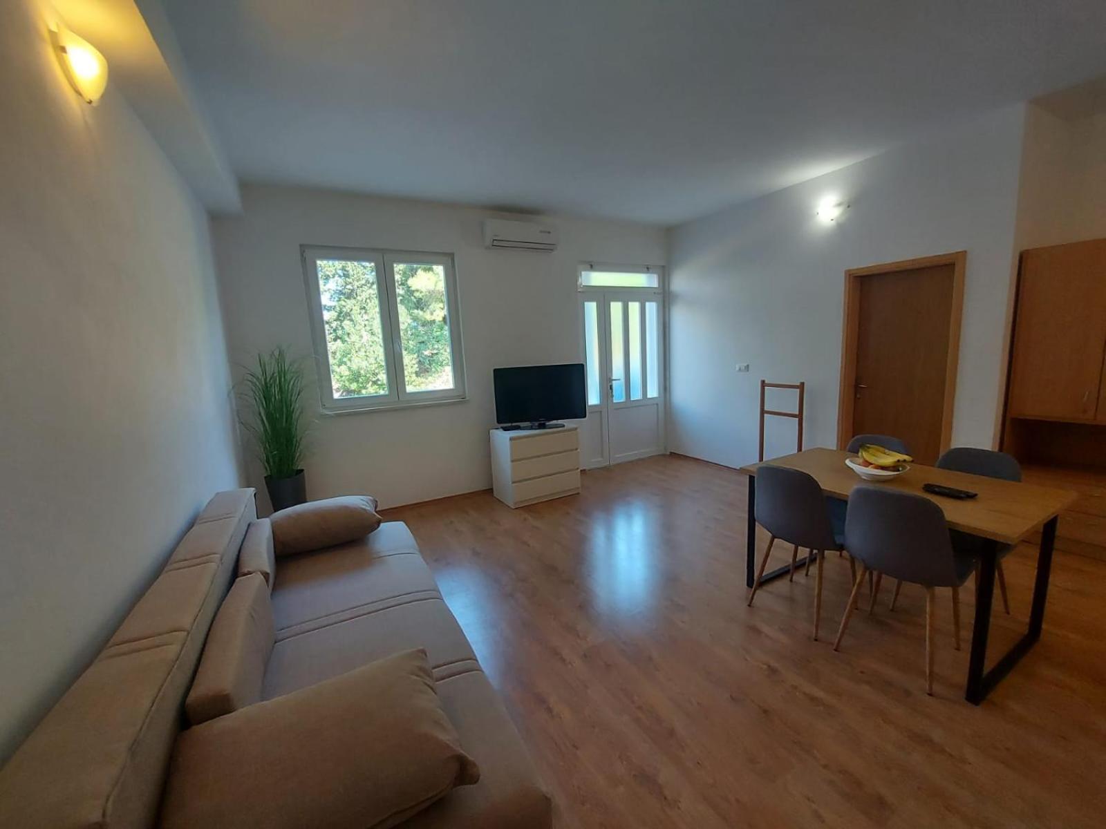 Apartmani Neva マカルスカ エクステリア 写真
